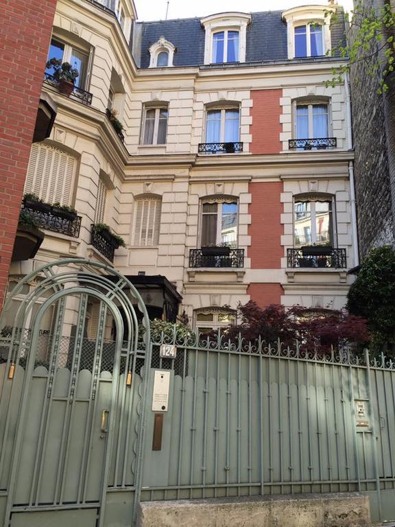 1 Square Du Docteur Blanche - Paris 16 Bed & Breakfast Exterior photo